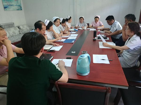 护理部举行2019年第一次联席会议