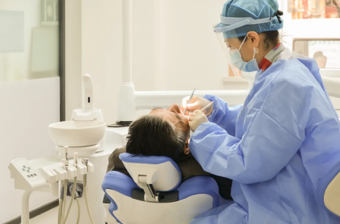 设备一流，价格规范，治疗专业的口腔服务竟在家门口？——我院口腔科完成改造工作