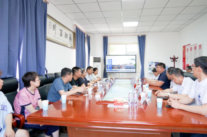 滨海新区康复医院、天津医科大学第二医院、天津石氏医院同仁莅临我院参观交流