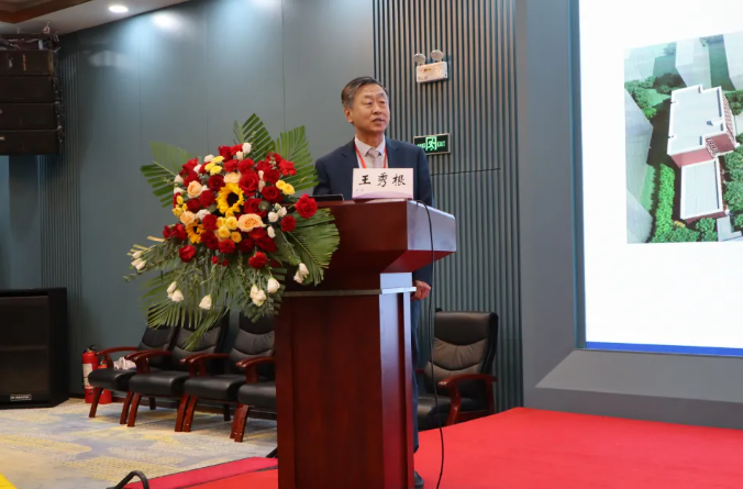 太原和平医院首席专家王秀根受邀参加太原市第十二次重症医学年会